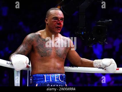 Fabio Wardley in azione contro Frazer Clarke (non nella foto) durante il loro incontro pesante all'O2 di Londra. Data foto: Domenica 31 marzo 2024. Guarda la storia di PA BOXING London. Il credito fotografico dovrebbe essere: John Walton/PA Wire. RESTRIZIONI: Utilizzo soggetto a restrizioni. Solo per uso editoriale, nessun uso commerciale senza il previo consenso del titolare dei diritti. Foto Stock