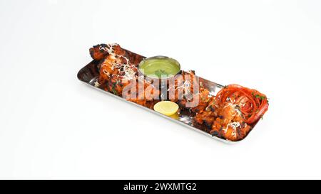 Antipasto di pollo Tandoor, foto di sfondo bianco, Pune, Maharashtra, India Foto Stock