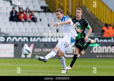 Brugge, Belgio. 1 aprile 2024. Hans Vanaken del Club raffigurato in azione durante una partita di calcio tra Cercle Brugge KSV e Club Brugge KV, lunedì 01 aprile 2024 a Brugge, il giorno 1 (su 10) dei play-off dei campioni della prima divisione del campionato belga "Jupiler Pro League" 2023-2024. BELGA FOTO KURT DESPLENTER credito: Belga News Agency/Alamy Live News Foto Stock
