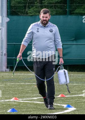 Motherwell Scotland, Regno Unito. 5 settembre 2020: Squadra di calcio semiprofessionistico scozzese, Caledonian Braves, allenata all'Alliance Park. Foto Stock