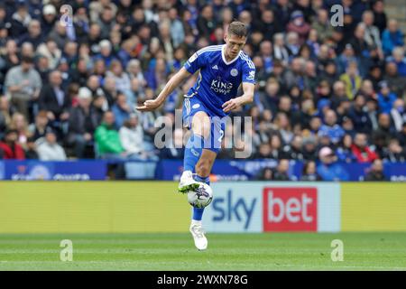 Leicester lunedì 1 aprile 2024. Jannik Vestergaard di Leicester City durante la prima metà della partita del Campionato Sky Bet tra Leicester City e Norwich City al King Power Stadium di Leicester lunedì 1 aprile 2024. (Foto: John Cripps | mi News) crediti: MI News & Sport /Alamy Live News Foto Stock