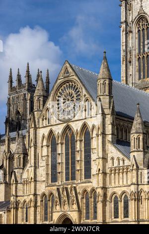 Transetto e ingresso, cattedrale di York Minster, York, Inghilterra Foto Stock