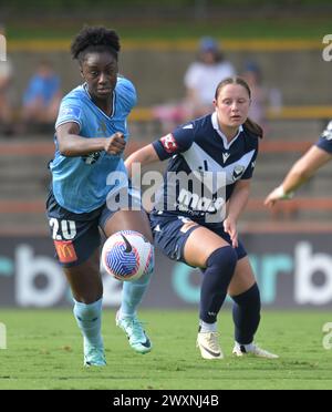 Lilyfield, Australia. 31 marzo 2024. La Principessa Megan Ategbayan Ibini-Isei di (L) Sydney FC e Alana Murphy (R) del Melbourne Victory FC sono visti in azione durante la partita del 22° turno della stagione 2023-24 Liberty A-League tra Sydney FC e Melbourne Victory tenutasi al Leichhardt Oval. Punteggio finale Sydney FC 0:4 Melbourne Victory FC. (Foto di Luis Veniegra/SOPA Images/Sipa USA) credito: SIPA USA/Alamy Live News Foto Stock