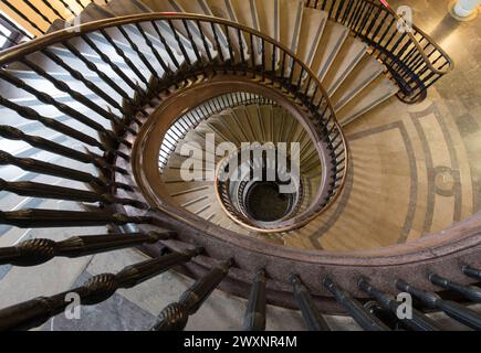 Centro amministrativo delle acciaierie Tadeusz Sendzimir, Nowa Huta, Cracovia, Polonia Foto Stock