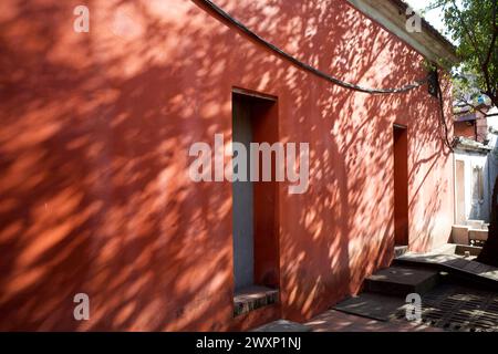 Un muro nel Tempio Marziale a Tainan City Foto Stock