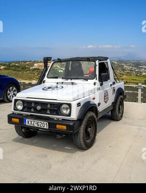 Kos, Grecia - 12 maggio 2023: Suzuki Jimny, popolare mezzo di trasporto per esplorare l'isola di Kos. Grecia Foto Stock