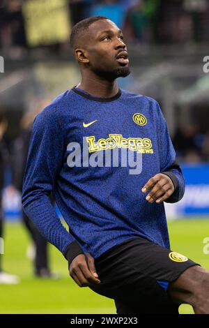 Milano, Italia. 1 aprile 2024. Marcus Thuram in azione durante la partita di serie A tra FC Internazionale e Empoli FC allo stadio Giuseppe Meazza di Milano, il 1 aprile 2024 Credit: Mairo Cinquetti/Alamy Live News Foto Stock