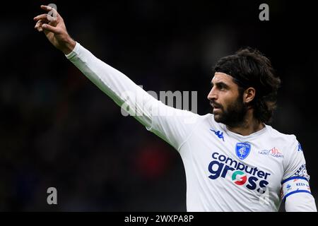 Milano, Italia. Aprile 2024. Sebastiano Luperto dell'Empoli FC gesti durante la partita di serie A tra FC Internazionale e Empoli FC. Crediti: Nicolò campo/Alamy Live News Foto Stock