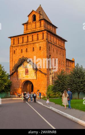 Porte Pyatnitskie del Cremlino di Kolomna, Kolomna, regione di Mosca, Russia Foto Stock