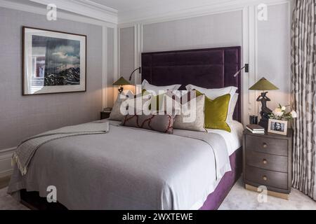 Camera Classic nella residenza cittadina di Chelsea, West London, Regno Unito Foto Stock