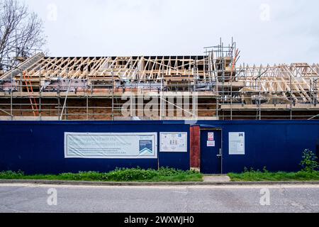 Leatherhead Surrey, Regno Unito, 02 aprile 2024, Social Housing Residential Development with No People Foto Stock