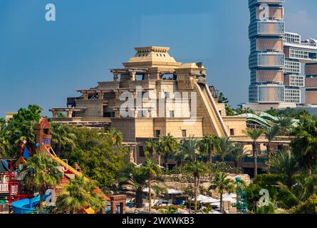 Una foto dell'attrazione Leap of Faith al parco divertimenti Aquaventure Waterpark. Foto Stock