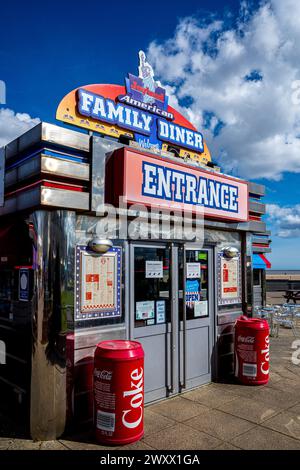 Great Yarmouth Joyland American Family Diner a Great Yarmouth sul lungomare di Golden Mile. Aperto nel 2003. Foto Stock