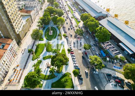 Vista aerea della stazione dei moli e di Piazza Waldemar Henrique a Belem, nel nord del Brasile Foto Stock