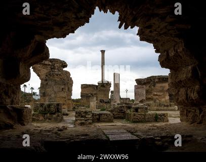 Vista delle Terme di Antonino o Terme di Cartagine, a Cartagine, Tunisia, la più grande serie di terme romane costruite nel continente africano Foto Stock