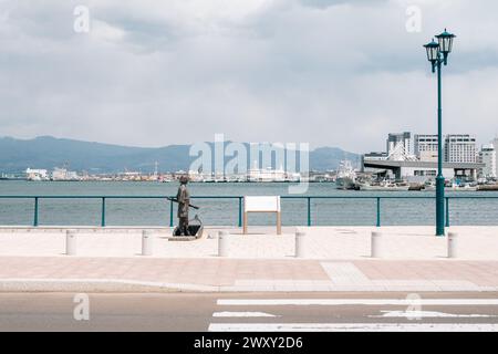 Hakodate, Hokkaido, Giappone - 23 aprile 2023: Porto marittimo di Hakodate Foto Stock