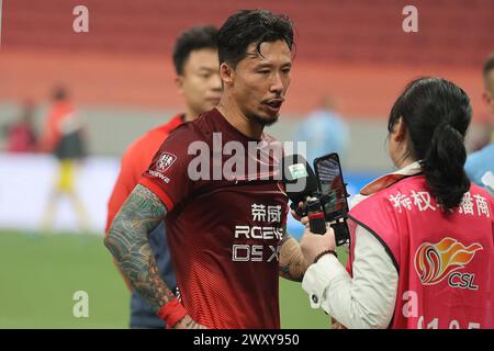 Lo Shanghai Port Football Club ha sconfitto l'Henan Jiuzu Dukang Football Club con 3-1 nel terzo turno della Chinese Super League (CSL) 2024 a Shanghai, Foto Stock