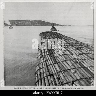 ZATTERA PRIMA DI ASTORIA, ALLA FOCE DEL FIUME COLUMBIA. Dall'articolo ZATTERE MARITTIME SUL PACIFICO. Di Edwai'd K. Bishop, della rivista Engineering dedicata al progresso industriale volume XVI ottobre 1898 - marzo 1899 The Engineering Magazine Co Foto Stock