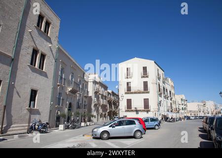 Siracusa, Sicilia - 6 ottobre 2019: Ortigia in via Siracusa. Fotografia di viaggio da Siracusa, Italia sull'isola di Sicilia Foto Stock