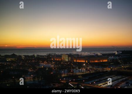 Il sole sorge a Chicago Foto Stock