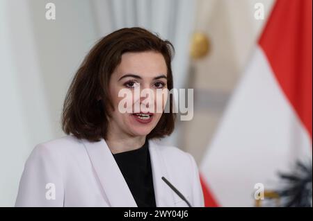 Vienna, Austria. 3 aprile 2024. Foyer stampa presso la Cancelleria federale con Alma Zadić, ministro federale della giustizia. Crediti: Franz PERC/Alamy Live News Foto Stock