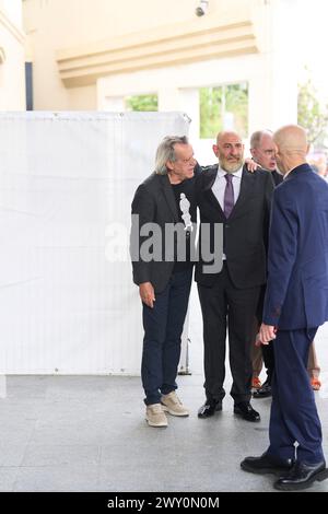 Cadice, Andalusia, Spagna. 3 aprile 2024. Luis Pastor partecipa alla consegna di medaglie d'oro al merito in Belle Arti 2022 al Palacio de Congresos il 3 aprile 2024 a Cadice, Spagna (immagine di credito: © Jack Abuin/ZUMA Press Wire) SOLO PER USO EDITORIALE! Non per USO commerciale! Foto Stock