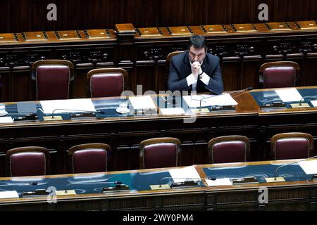 Roma, Italia. 3 aprile 2024. Il ministro dei trasporti Matteo Salvini alla camera dei deputati durante il tempo delle interrogazioni. Roma, Mercoled&#xec;, 3 aprile 2024 (foto Roberto Monaldo/LaPresse) Ministro dei trasporti Matteo Salvini alla camera dei deputati durante il tempo delle interrogazioni. Roma, mercoledì 3 aprile 2024 (foto di Roberto Monaldo/LaPresse) credito: LaPresse/Alamy Live News Foto Stock