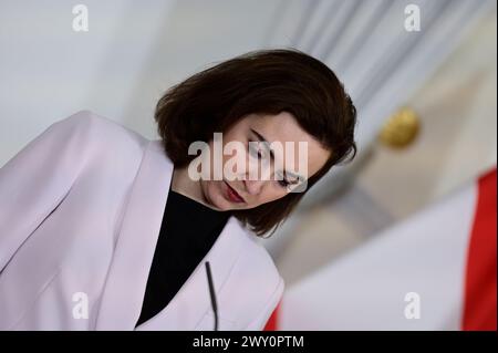 Vienna, Austria. 3 aprile 2024. Foyer stampa presso la Cancelleria federale con Alma Zadić, ministro federale della giustizia Foto Stock