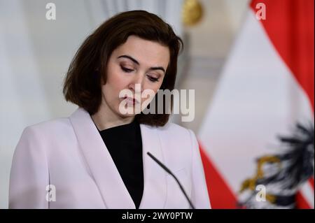 Vienna, Austria. 3 aprile 2024. Foyer stampa presso la Cancelleria federale con Alma Zadić, ministro federale della giustizia Foto Stock