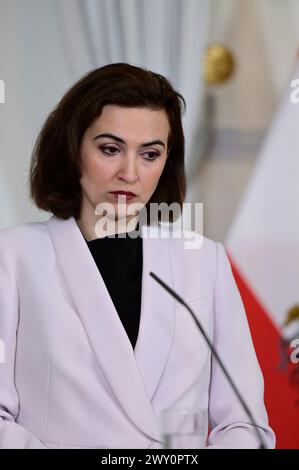 Vienna, Austria. 3 aprile 2024. Foyer stampa presso la Cancelleria federale con Alma Zadić, ministro federale della giustizia Foto Stock