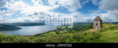 Inveraray Castle, escursioni, giardini e vista panoramica su Argyll e Bute, West Highlands of Scotland, Regno Unito Foto Stock