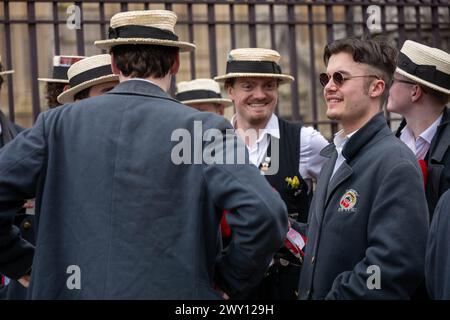 Londra, Regno Unito. 3 aprile 2024. The Svæveru, Norwegian School of Economics male Choir in visita a Londra per registrare alcune nuove canzoni e visitare le attrazioni di Londra Regno Unito crediti: Ian Davidson/Alamy Live News Foto Stock