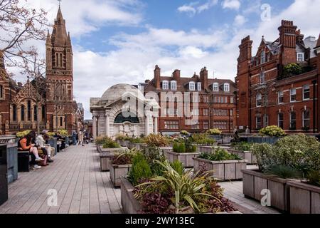 Brown Hart Gardens, situato in prossimità di Duke Street, Mayfair, Londra Regno Unito. Foto Stock