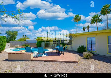 Casa con piscina - Arizona che vive nei sobborghi di Tucson. Foto Stock