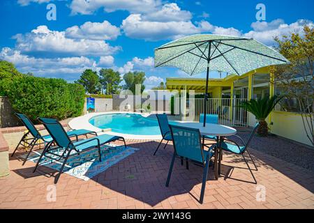 Casa con piscina - Arizona che vive nei sobborghi di Tucson. Foto Stock