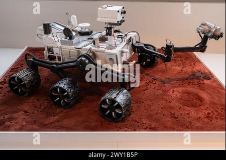 Curiosità Mars rover. Mobility City Technology Museum nel Ponte di Zaha Hadid (Padiglione del ponte), Saragozza, Spagna Foto Stock