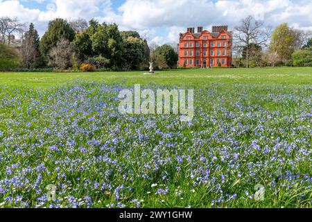 Kew, Richmond, Regno Unito; 3 aprile 2024 - Kew Palace a Easter, Londra, Regno Unito. Foto Stock