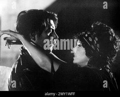 Donald Sutherland, Jane fonda, sul set del film, 'Steelyard Blues', Warner Bros., 1972 Foto Stock