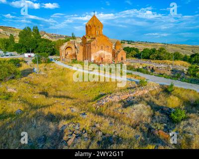 Vista al tramonto della chiesa di Marmashen in Armenia Foto Stock