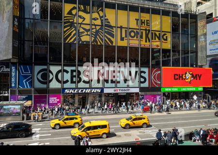 Lo studio di trasmissione per CBS News si trova a Times Square, 2024, New York City, USA Foto Stock