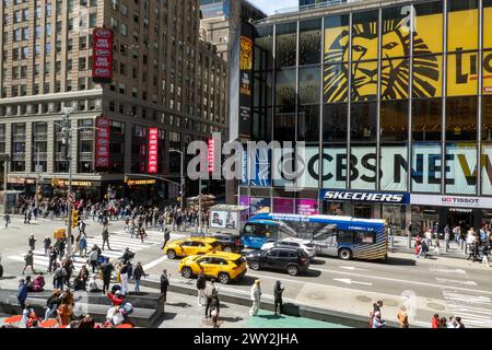 Lo studio di trasmissione per CBS News si trova a Times Square, 2024, New York City, USA Foto Stock