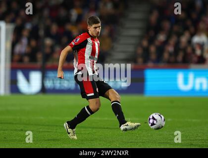 3 aprile 2024; Gtech Community Stadium, Brentford, Londra, Inghilterra; Premier League Football, Brentford contro Brighton e Hove Albion; Vitaly Janelt di Brentford Foto Stock