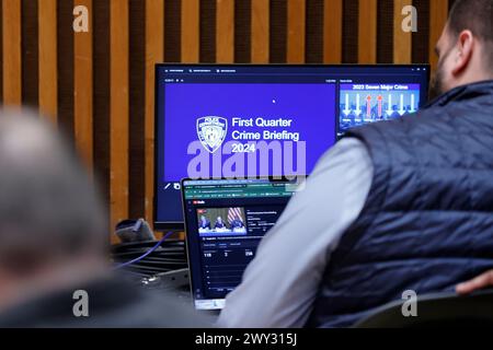 New York, Stati Uniti. 3 aprile 2024. One Police Plaza, New York, USA, 3 aprile 2024 - il sindaco Eric Adams entra a far parte del Commissario Edward Caban del Dipartimento di polizia di New York City e della dirigenza della NYPD per annunciare le statistiche della criminalità a livello cittadino per il primo trimestre del 2024 oggi a New York City. Foto: Luiz Rampelotto/EuropaNewswire. Solo per uso editoriale. Non per USO commerciale! (Credit Image: © Luiz Rampelotto/ZUMA Press Wire) SOLO PER USO EDITORIALE! Non per USO commerciale! Foto Stock