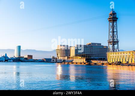 Vista sul vecchio porto di Barcellona, Spagna Foto Stock