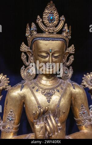 Maitreya, Future Buddha, XVI secolo, bronzo, Tibet, Museum and Art Gallery, Chandigarh, India Foto Stock