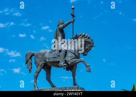 Statua equestre del re Eraclio II a Telavi, Georgia Foto Stock