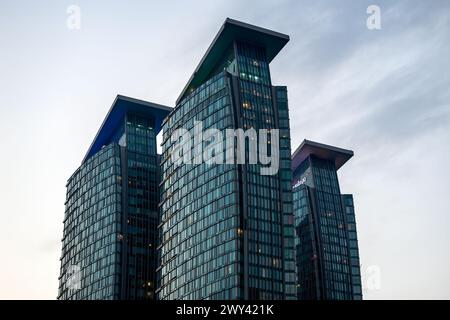 Bellissimo paesaggio urbano di West Bay aera. Marriott Marques Hotel Doha City Center Foto Stock