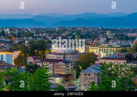 Vista panoramica all'alba di Kutaisi, Georgia Foto Stock