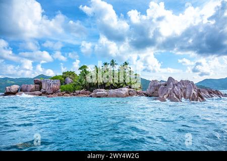 Island St Pierre si trova nella parte orientale dell'isola di Praslin. Foto Stock