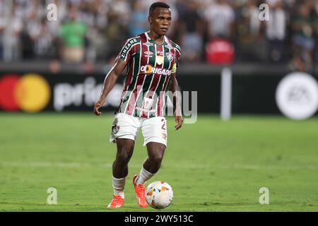 Lima, Perù. 4 aprile 2024. Jhon Arias di Fluminense durante la CONMEBOL Libertadores Cup, partita, gruppo A, data 1, tra Alianza Lima e Fluminense FC giocata allo stadio Alejandro Villanueva Melcochita il 3 aprile 2024 a Lima, Perù. (Foto di Miguel Marrufo/PRESSINPHOTO) credito: PRESSINPHOTO SPORTS AGENCY/Alamy Live News Foto Stock